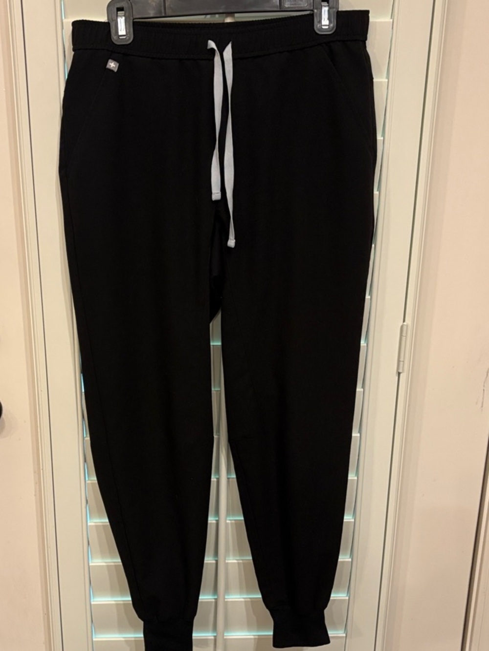Figs Black Jogger Scrubs with White Drawstrings- Size M/S